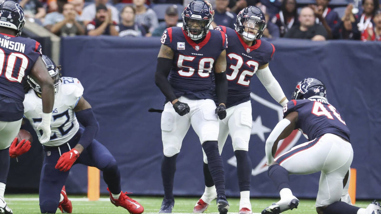 Texans Ex Receives Praise Upon Retirement