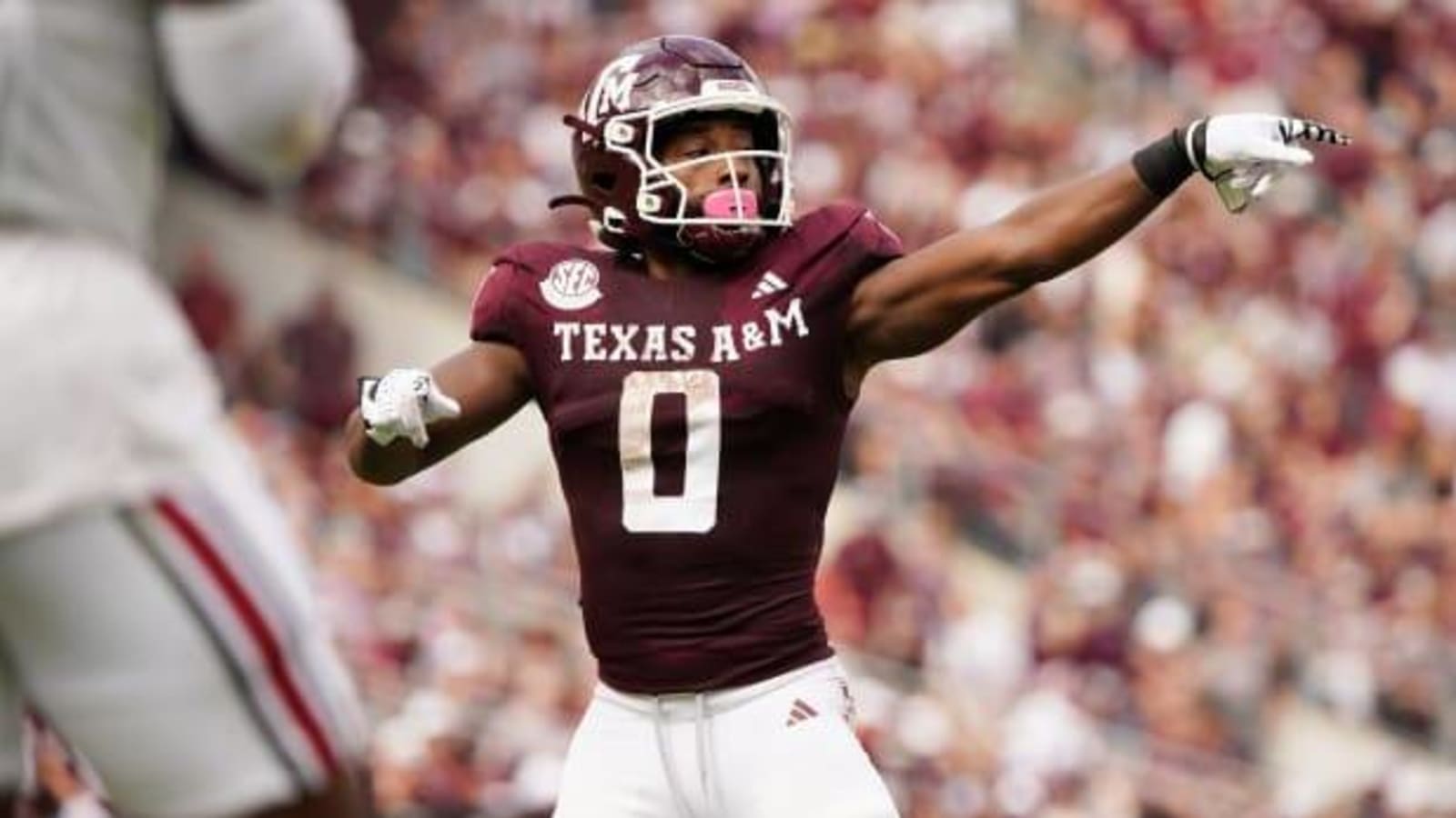 Report: Aggies WR Ainias Smith To Miss Bowl Game With Finger Injury