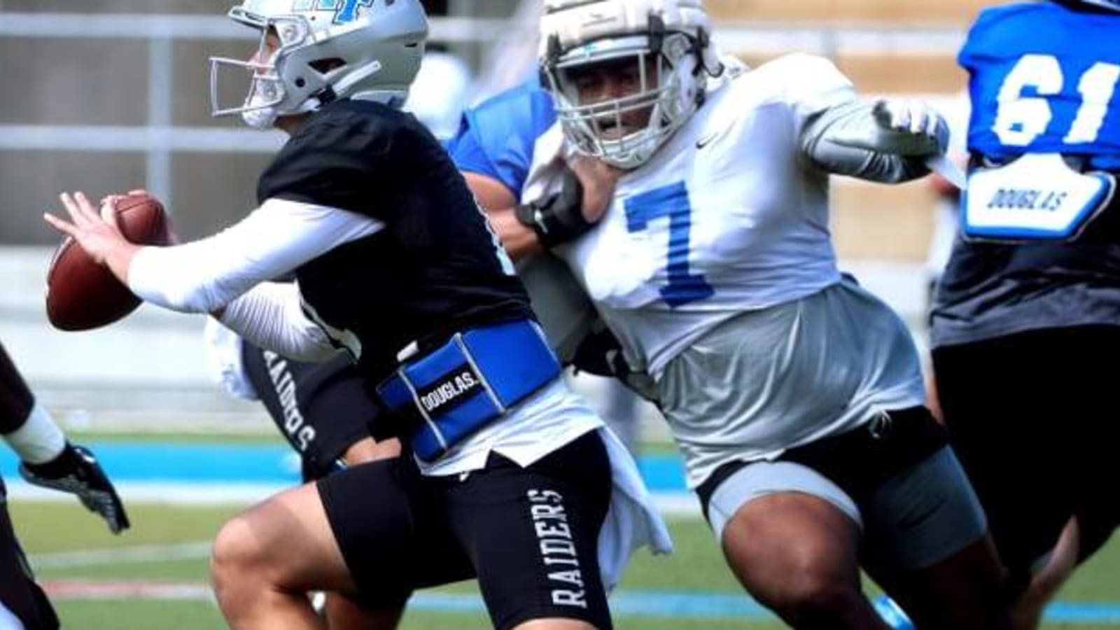 Georgia Tech Offers Transfer Defensive End