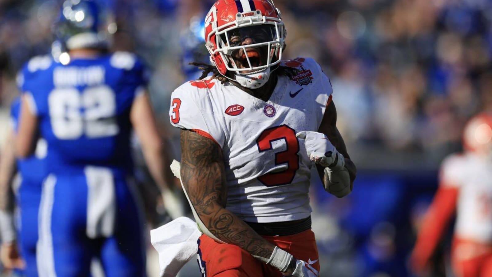 Raiders Draft Prospect: DE Xavier Thomas, Clemson