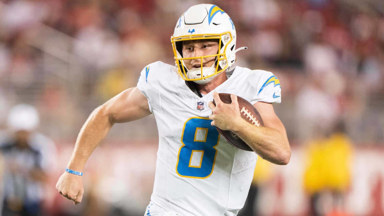 Report: Chargers waiving rookie QB Max Duggan