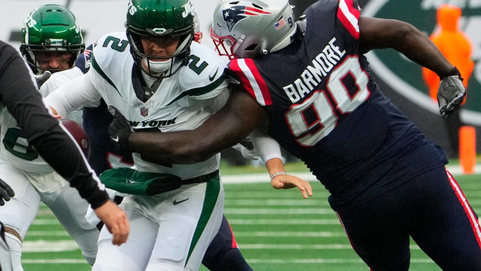 Roaring Rookie: Patriots&#39; Gonzalez Shuts Down Jets&#39; Garrett Wilson