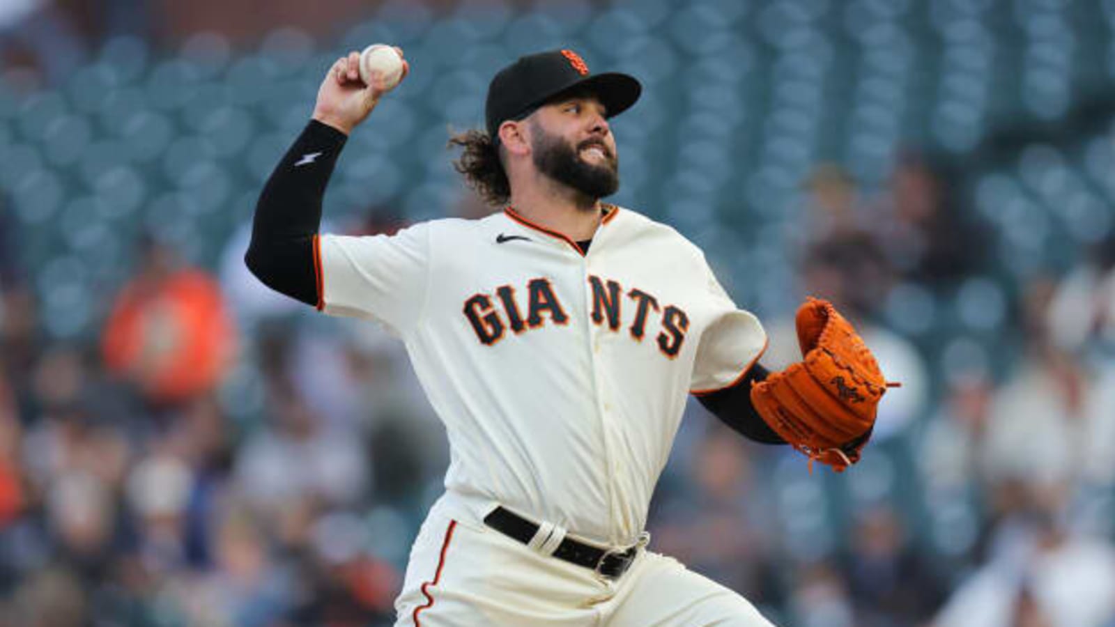 Brewers sign former  Giants pitcher to one-year, $7 million deal