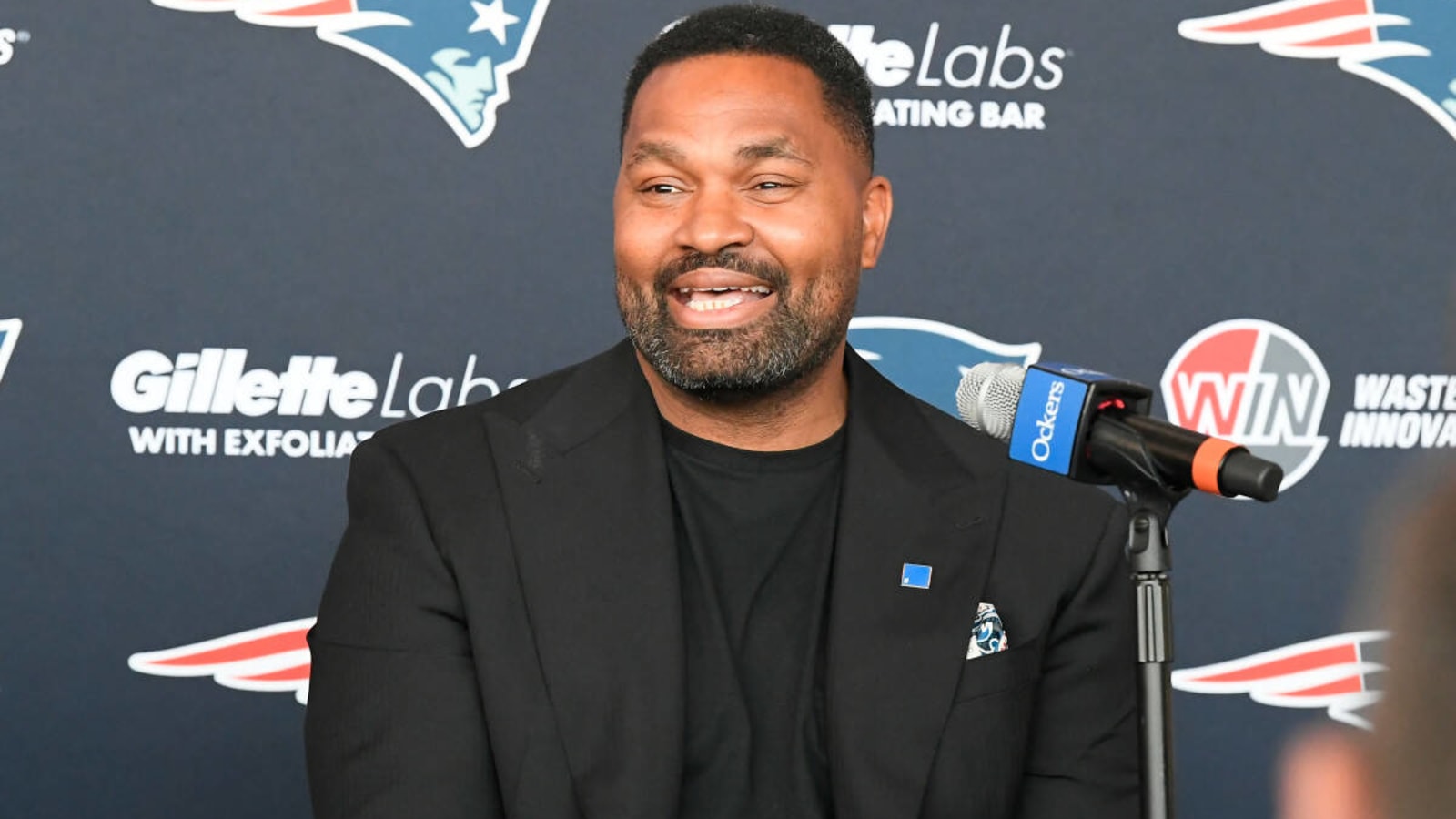 Patriots, Mayo Introduce New Coordinators: ‘Relationship Guys’