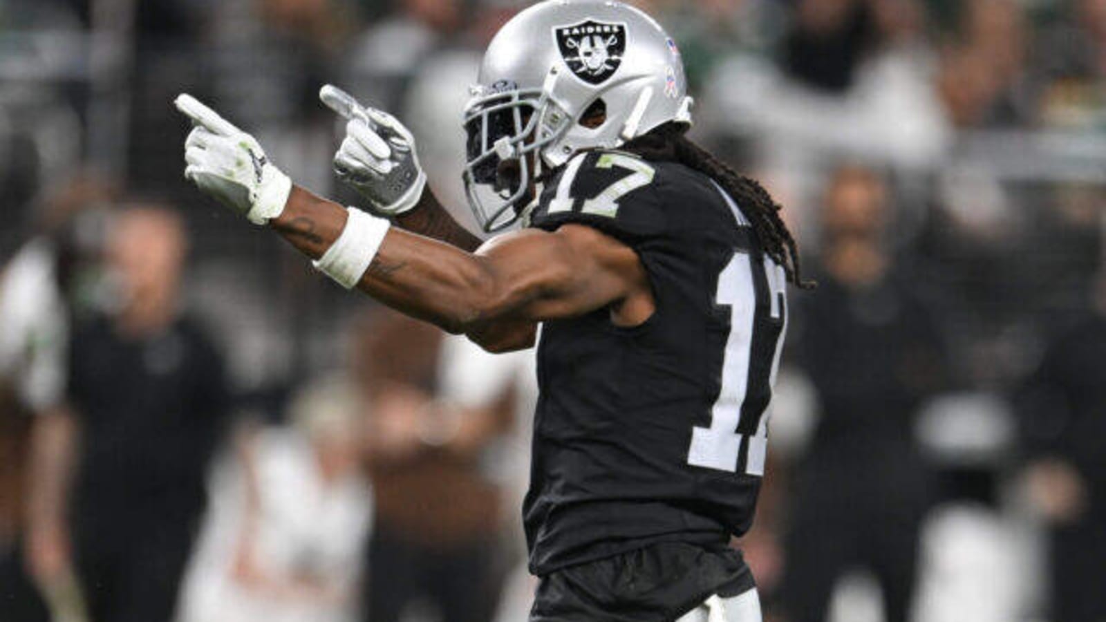  Davante Adams Believes Las Vegas Has ‘Dangerous Weapons’