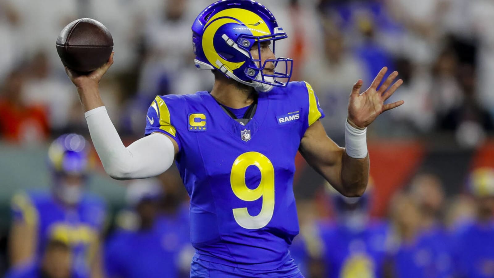 Los Angeles Rams unveil new uniforms