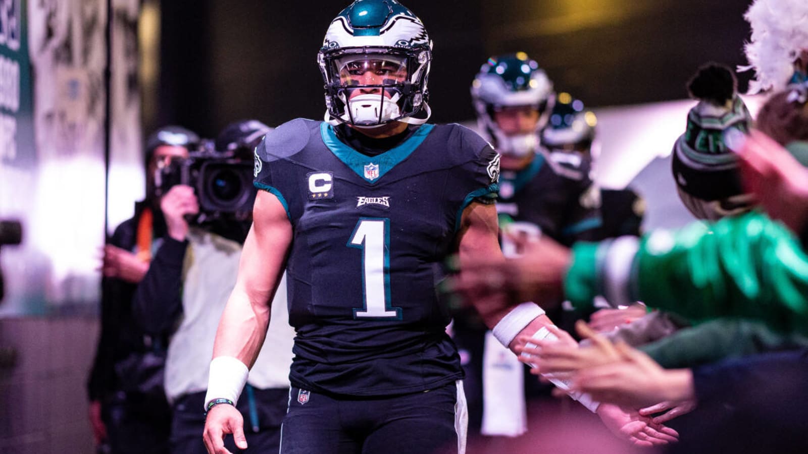 Eagles QB Jalen Hurts Sets NFL Record vs. Giants