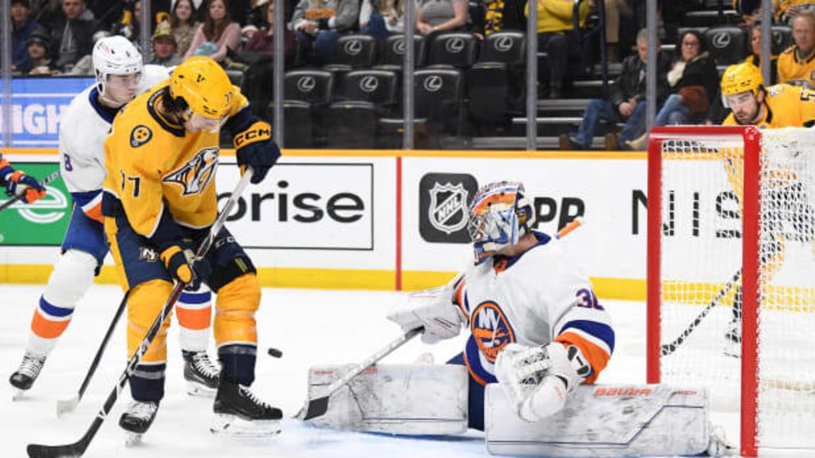 Saros Solid & Evangelista, Carrier Score Late to Earn Predators Win Over Islanders