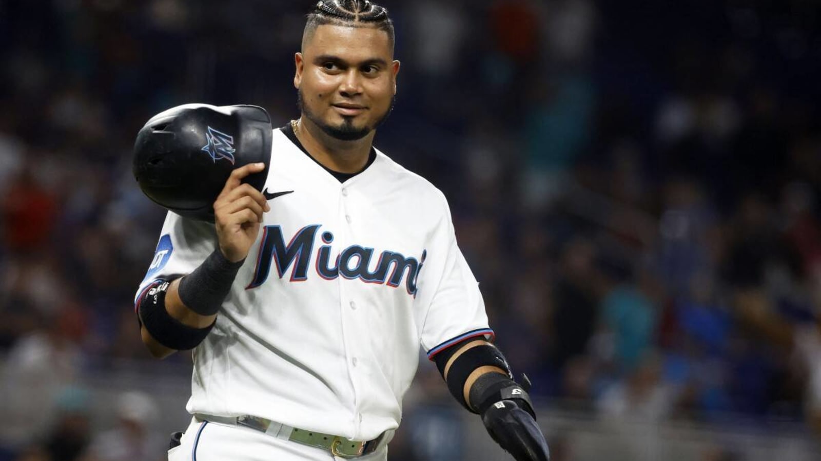 Report: Marlins may be &#39;willing to entertain&#39; offers for Luis Arraez one year after Twins trade