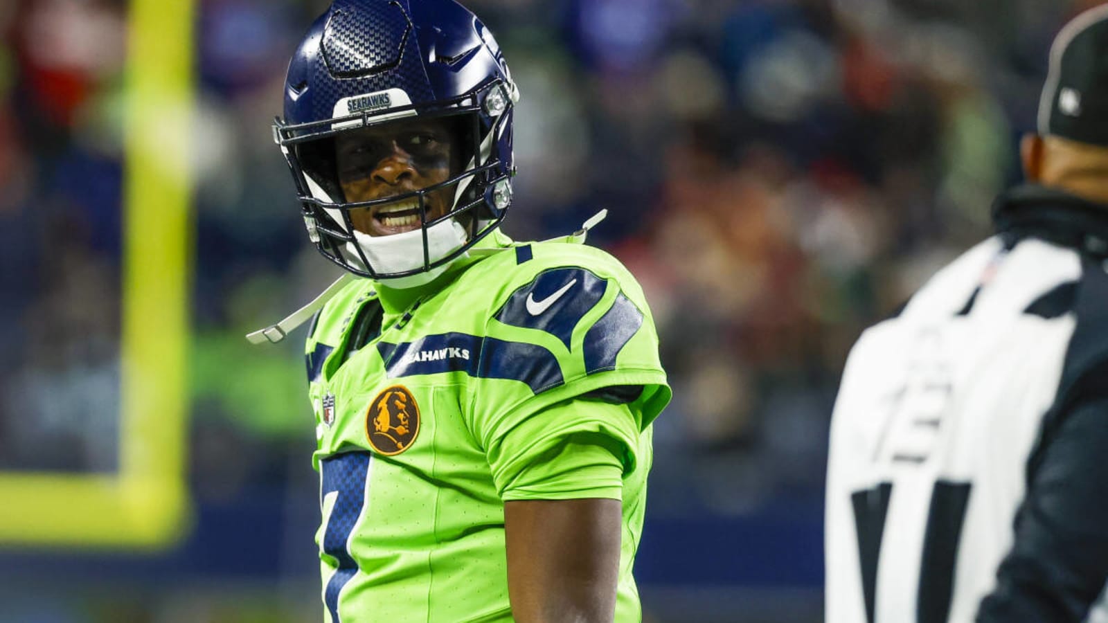 nfl-regular-season-qb-rankings-geno-smith-in-top-10-yardbarker