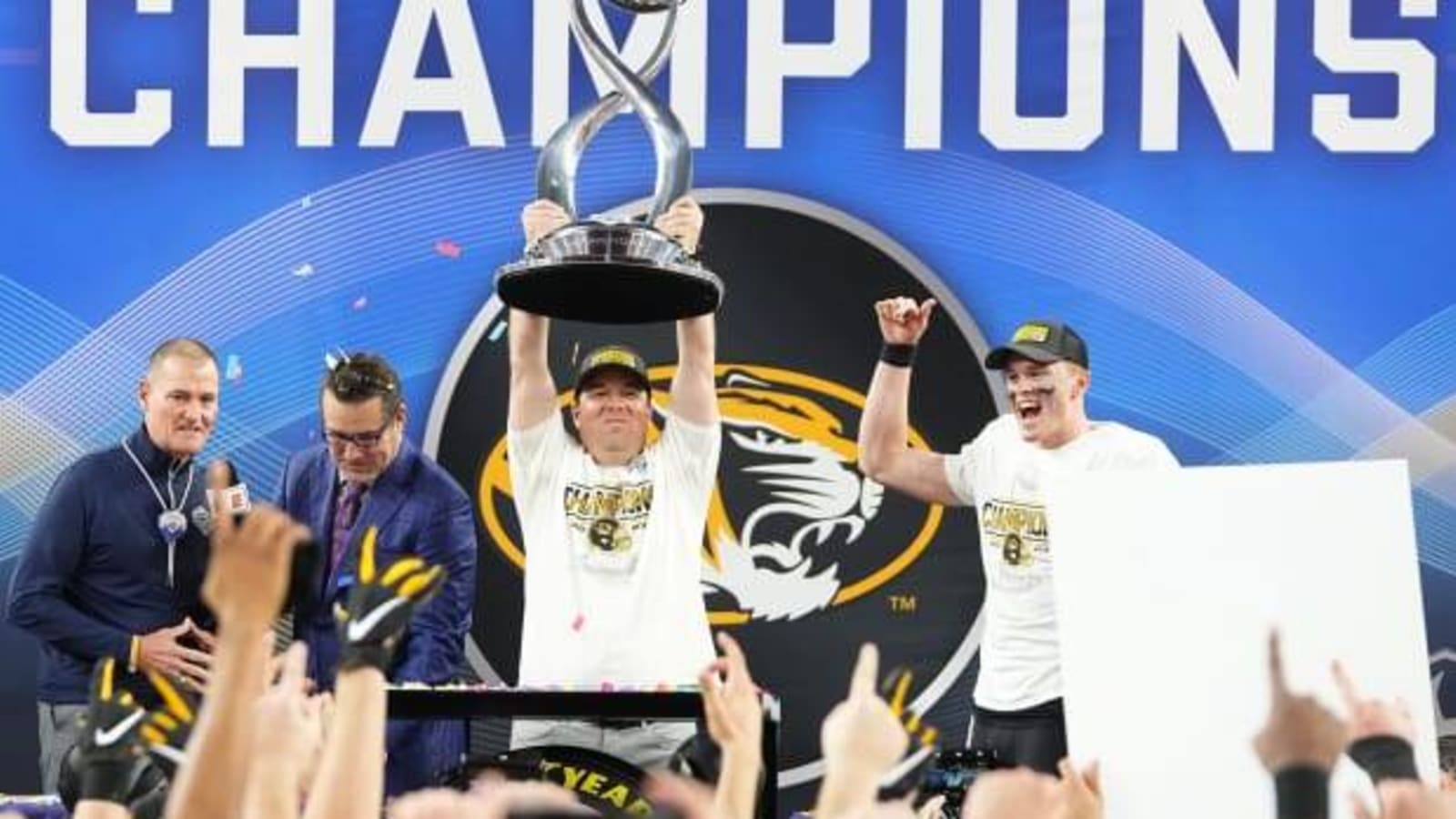 ‘A Dirty, Hard-Working Brotherhood’: How Mizzou&#39;s Cotton-Bowl Victory Helped Define Its Storybook Season