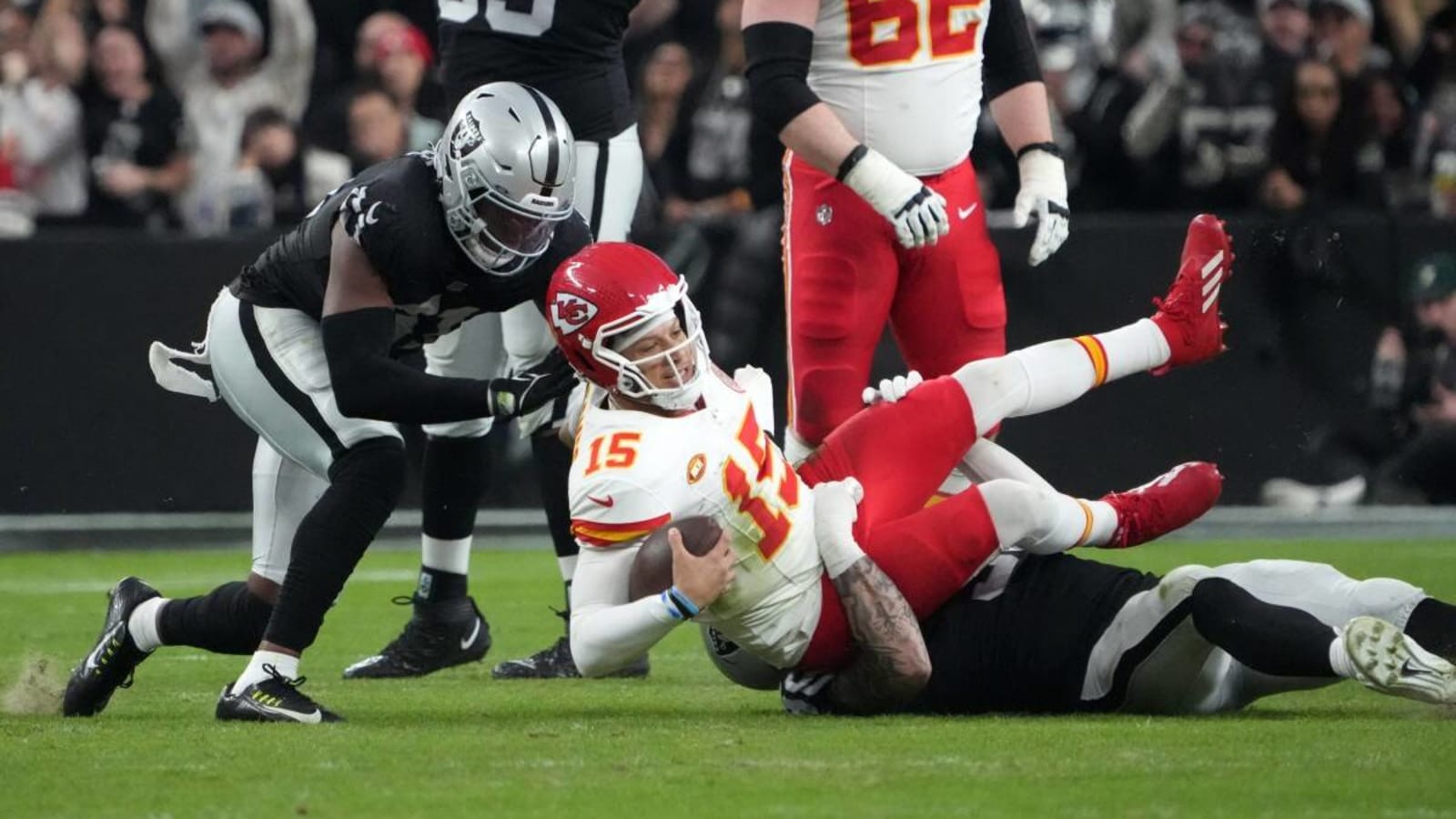 A Look at the Last Match-Up of Chiefs-Raiders Defenses