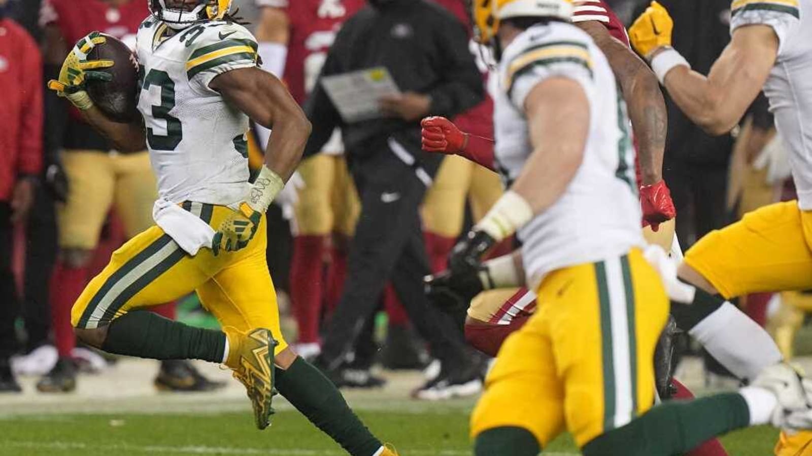 New Vikings RB Aaron Jones appears frustrated with Packers exit