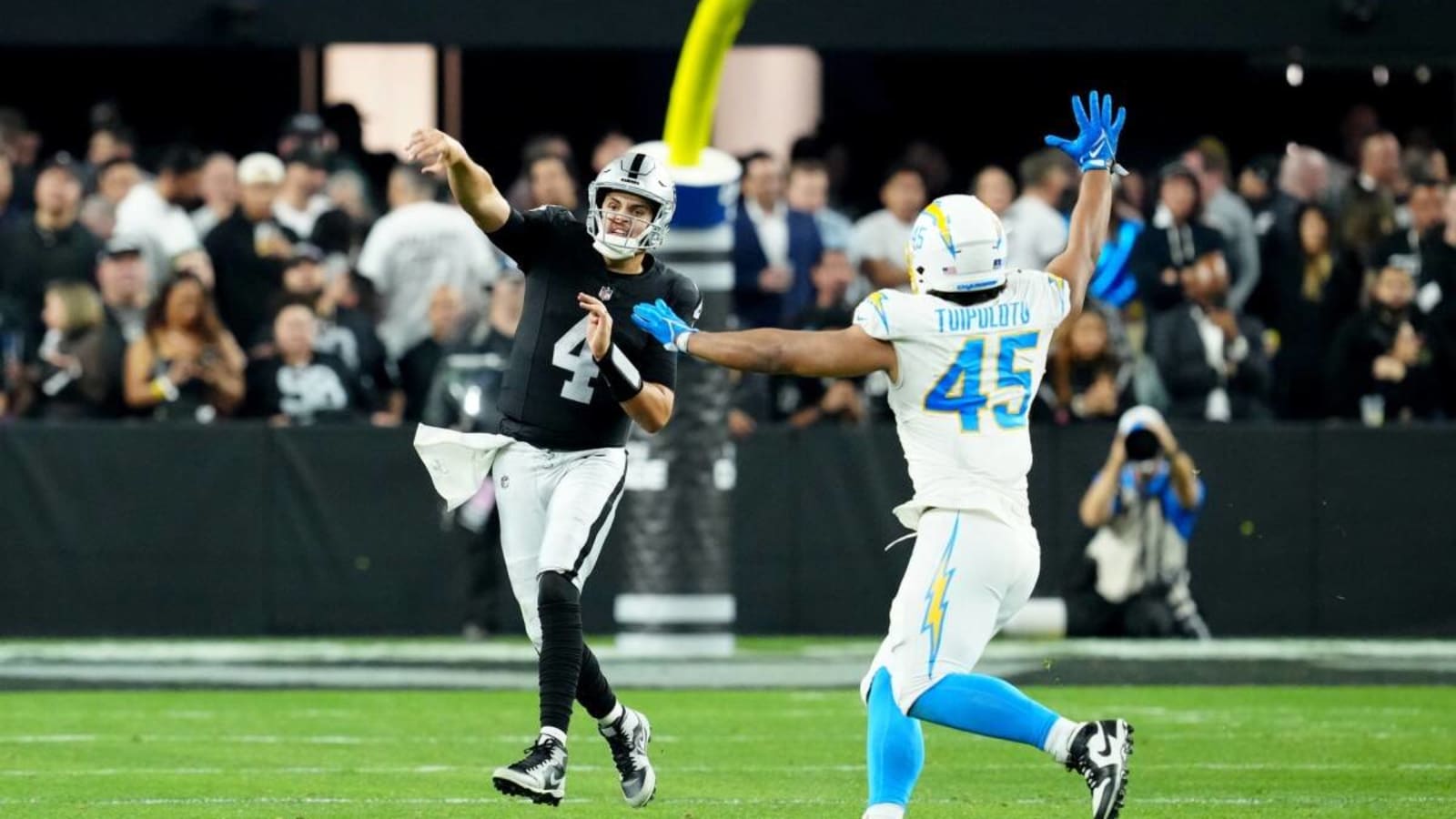 Raiders Must Continue Offensive Aggressiveness Yardbarker