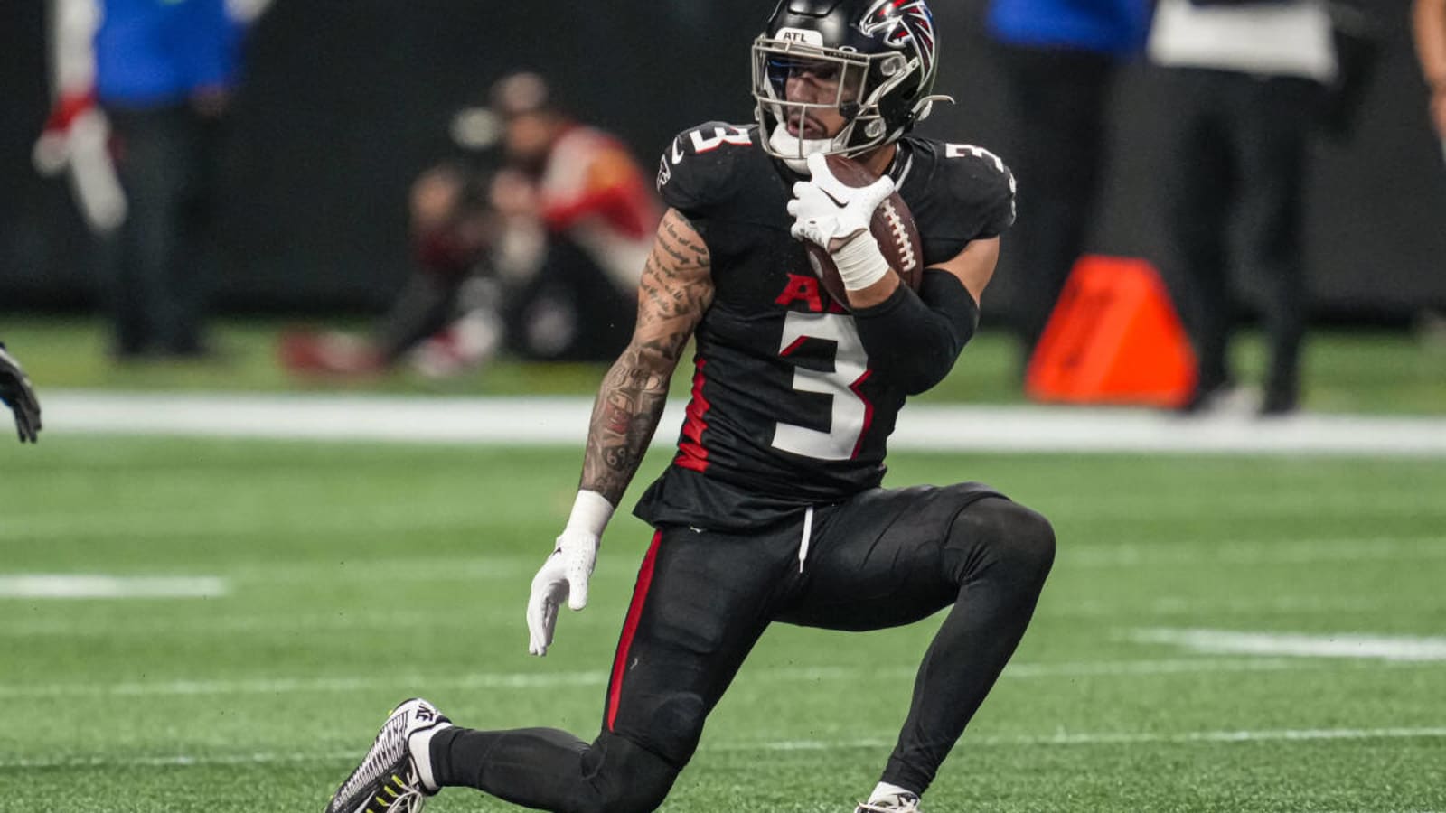 All-Pro Jessie Bates? Coach Makes Case for Falcons Safety