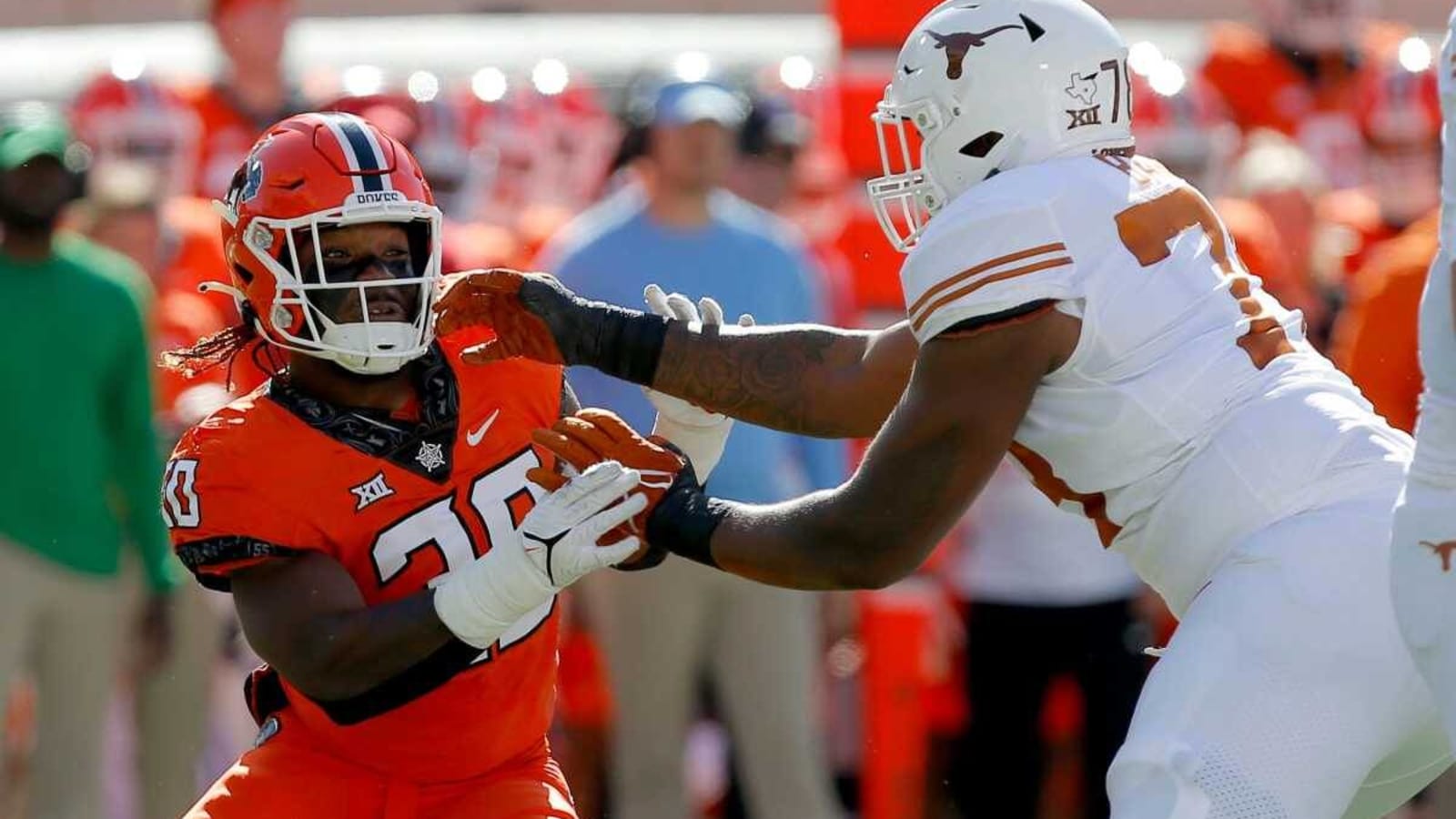 PFF Names Texas&#39; Kelvin Banks Among Top Returning Offensive Tackles