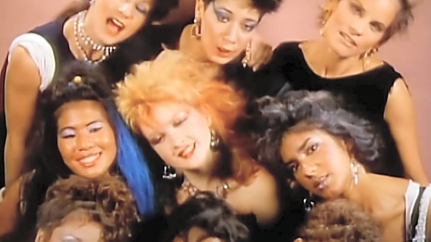 25 perfect songs for the ultimate girls night out