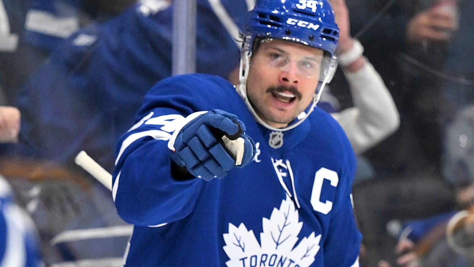 The most recent 50-goal scorer for every NHL franchise