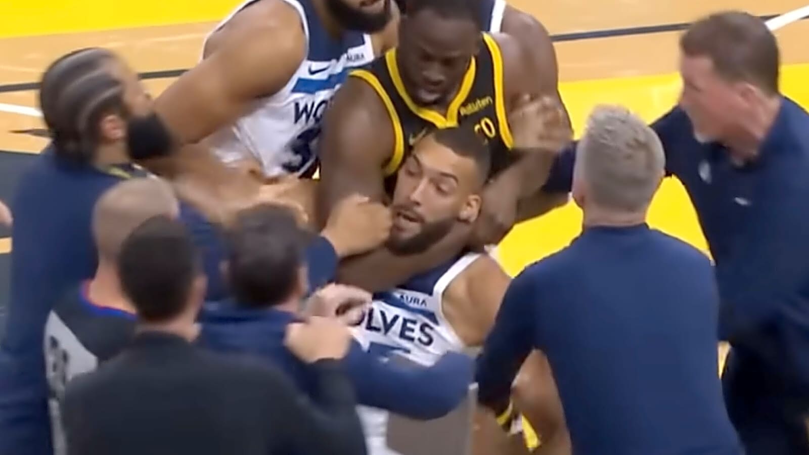 24 heated sports feuds