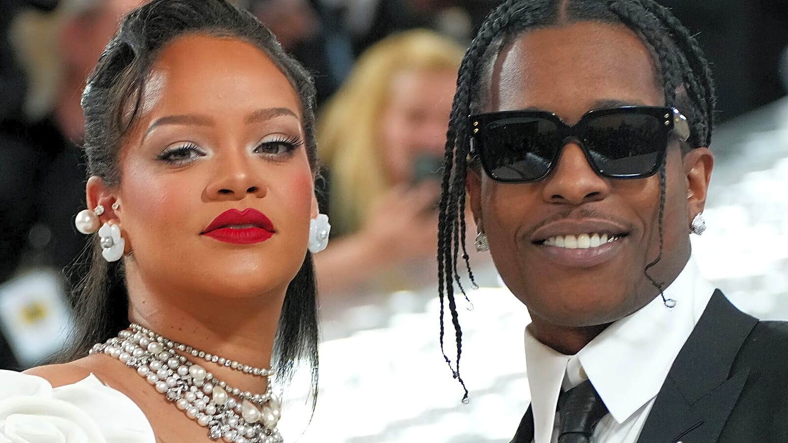 20 iconic celebrity couples who exude fame & power