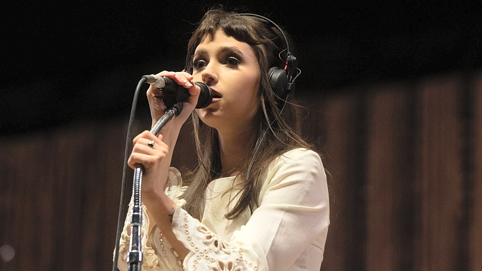 25 singer-songwriters you need to have on your Spotify playlist