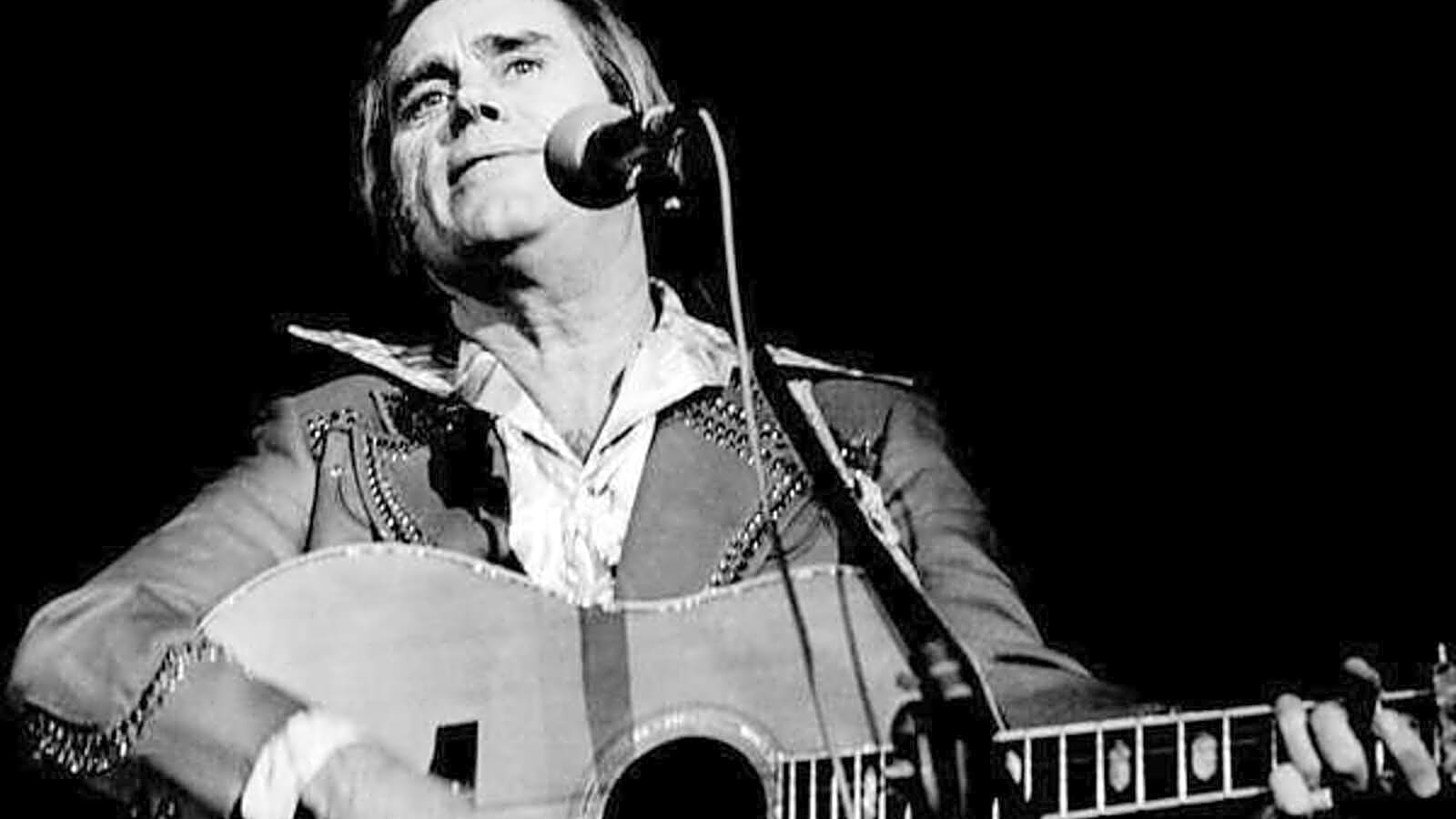 20 country songs that will definitely make you cry
