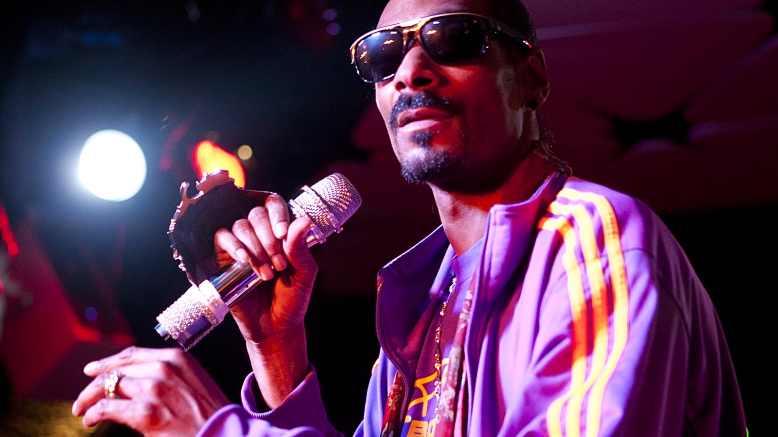 20 superstar musicians who famously adopted alter egos