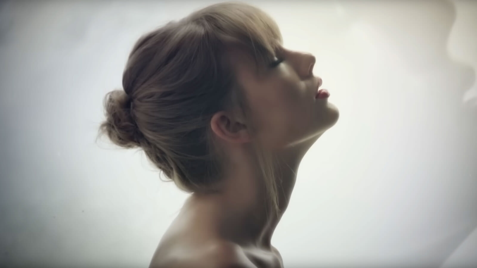 Can one create the perfect Taylor Swift playlist? We tried!