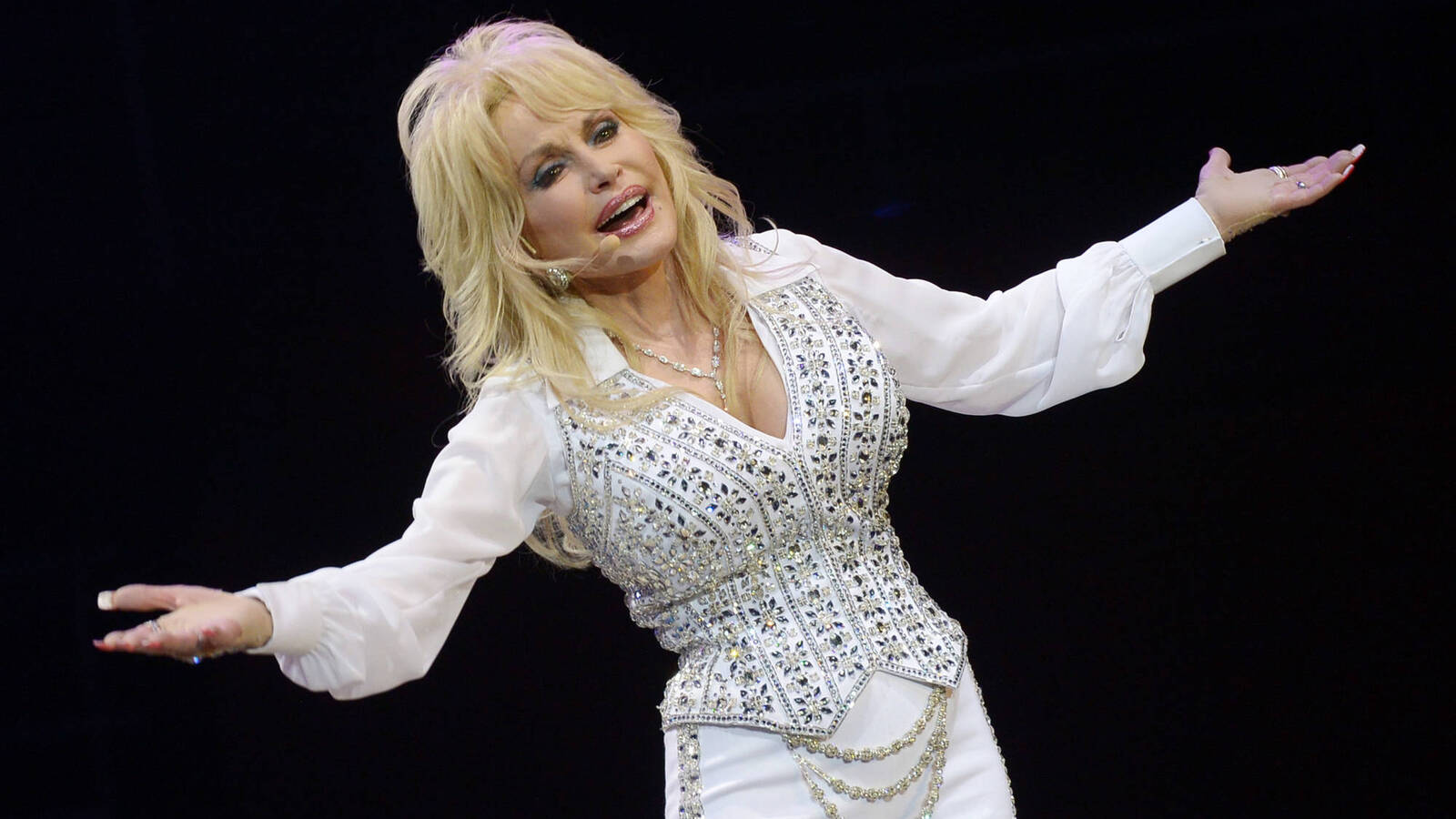 The essential women of country music playlist