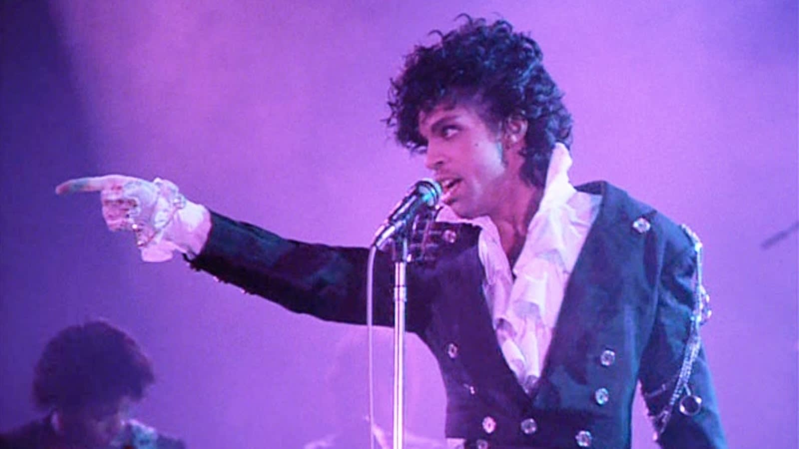25 recording artists with an unimpeachable sense of style