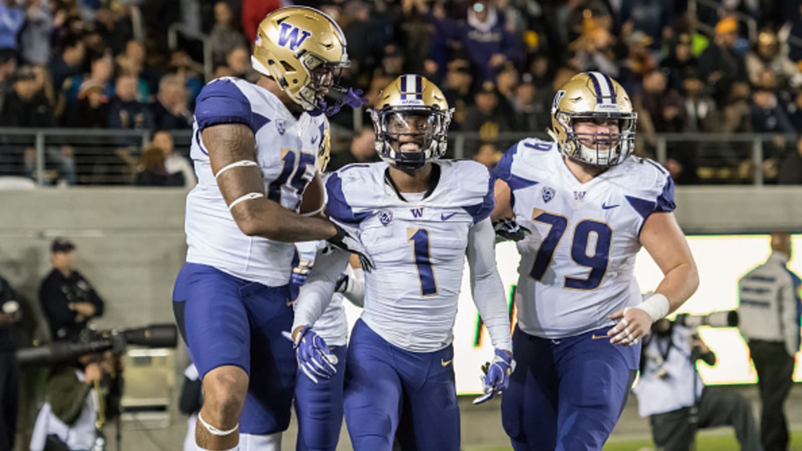 College Football Playoff rankings Week 2: Huskies up