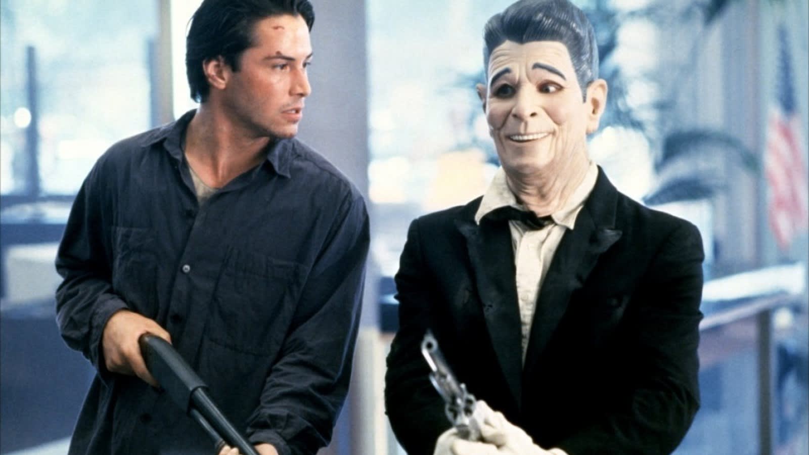 Do you know these 20 facts about 'Point Break'?