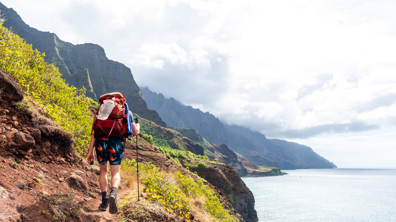 20 breathtaking U.S. hiking trails that should be on your bucket list