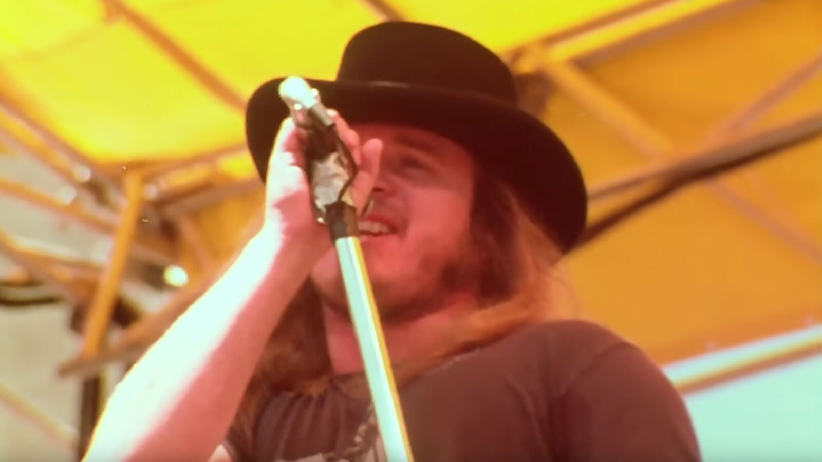 20 songs that name-drop other artists