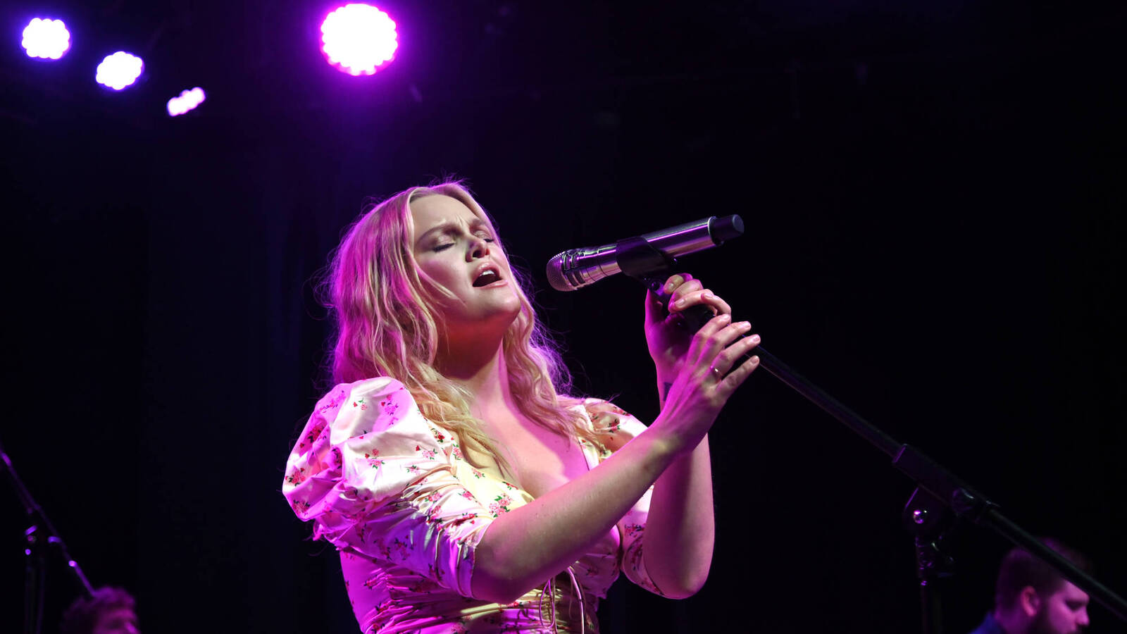 20 modern acts classic country fans need to hear