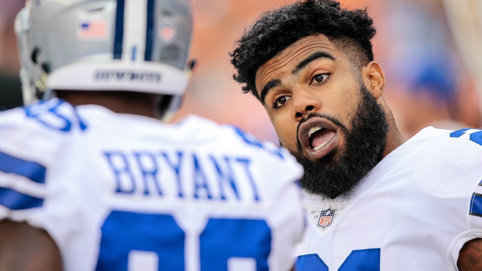 Ezekiel Elliott shouts out Saquon Barkley: Man is unreal