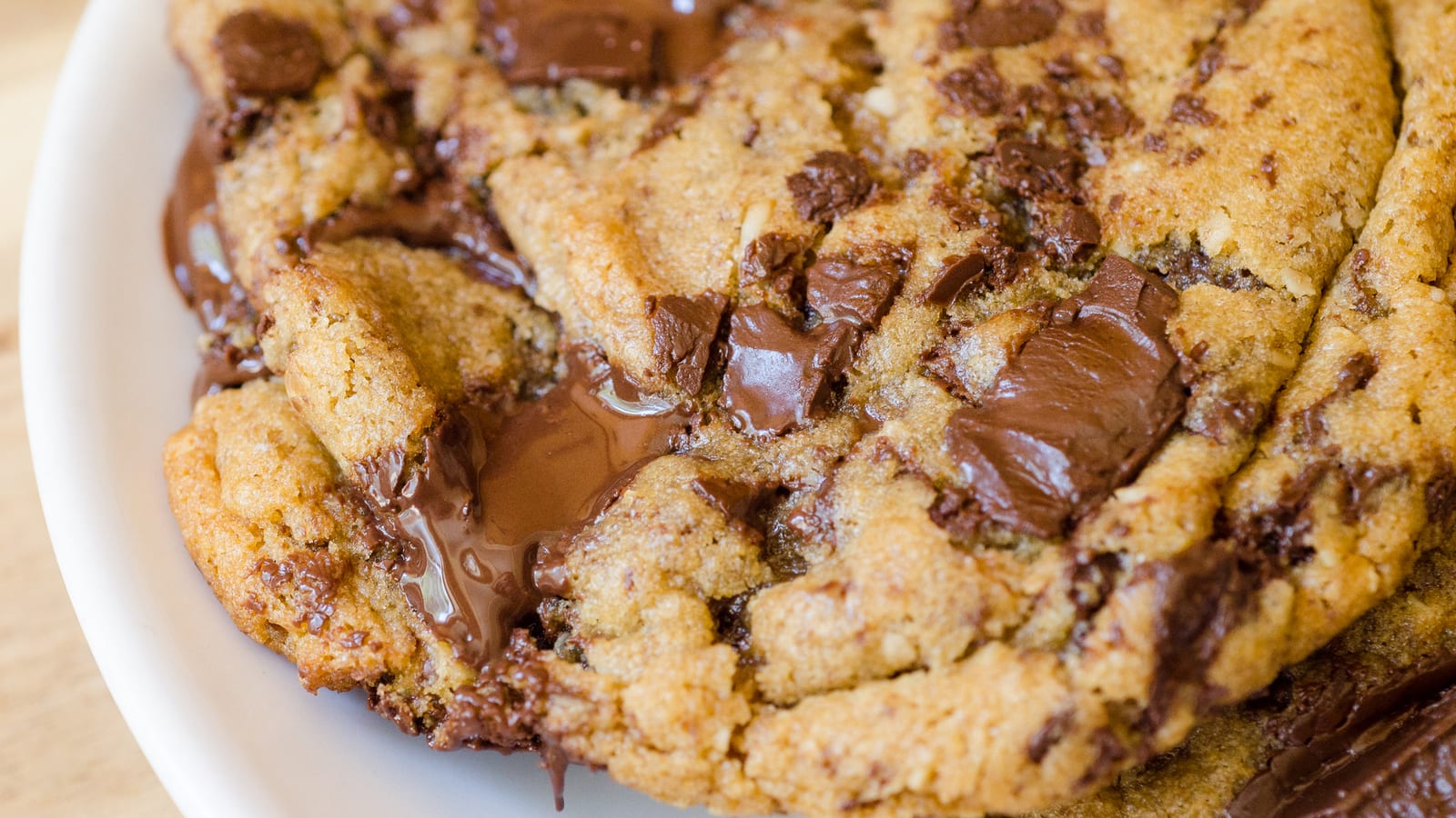 21 delicious chocolate chip recipes that will satisfy your sweet tooth