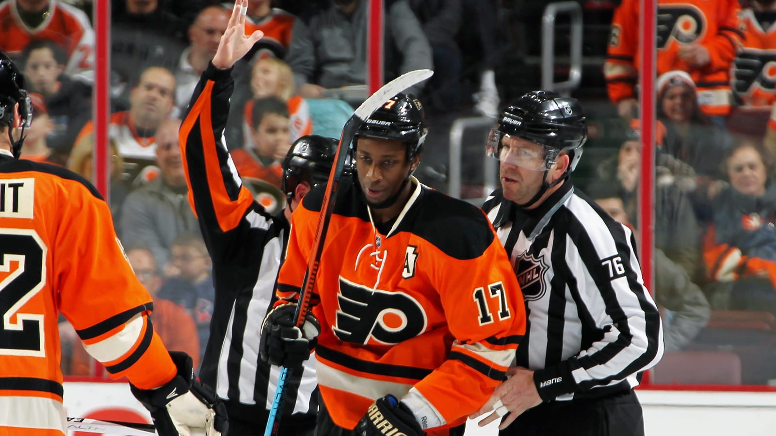 Was Alain Vigneault right about NHL's lack of punishment towards Wayne Simmonds?