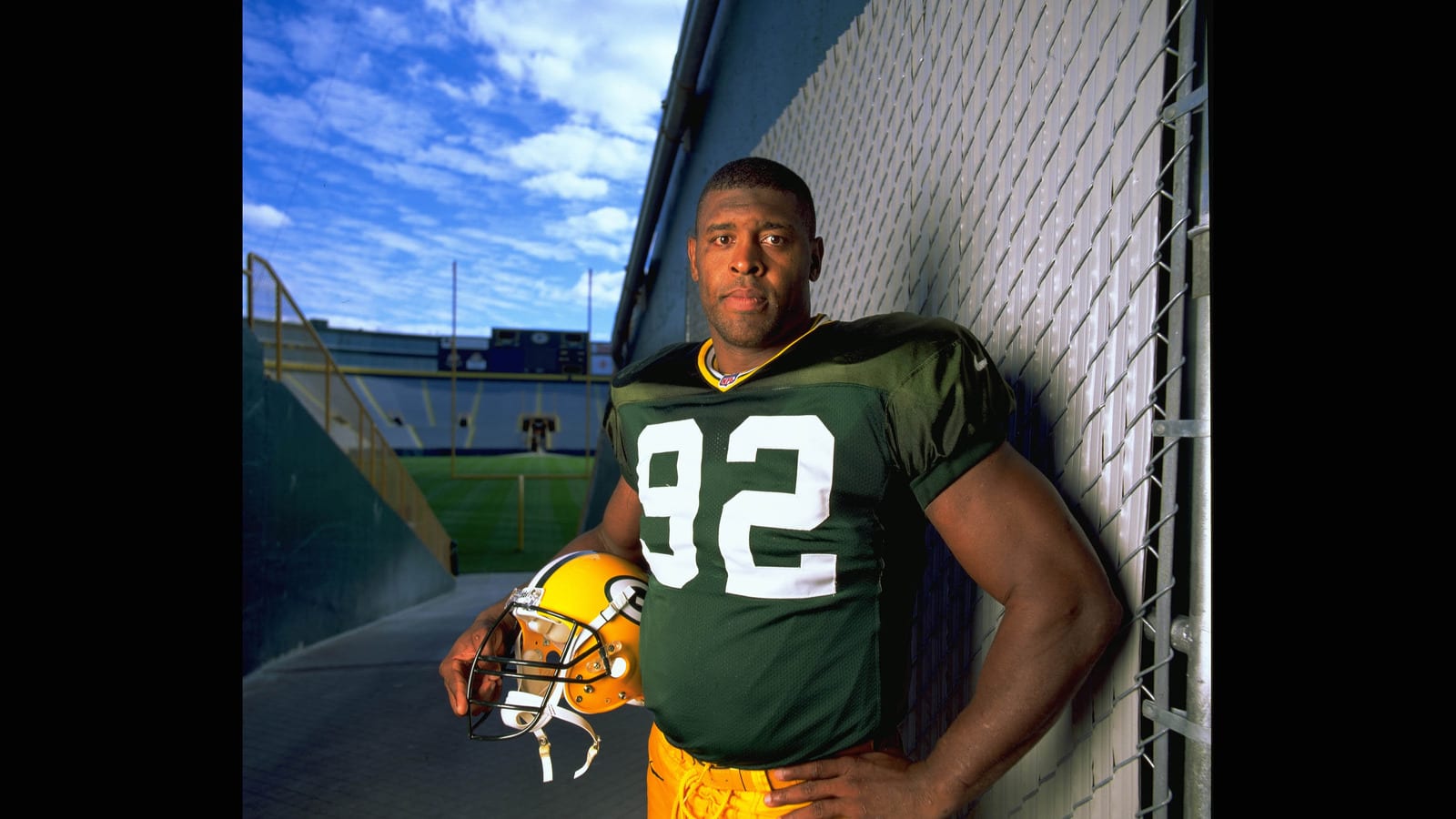 Reggie White’s widow upset with Pro Football Hall of Fame