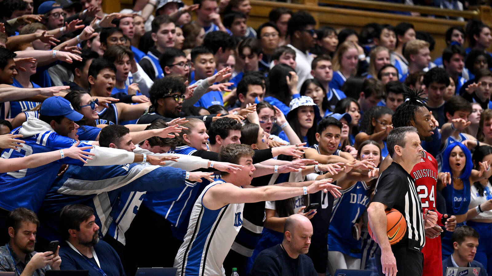 The most annoying fan bases in sports