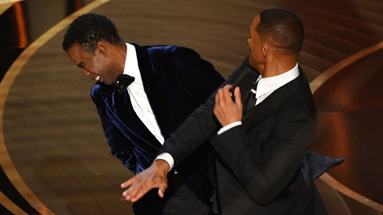 20 jaw-dropping awards show moments we still can't believe happened
