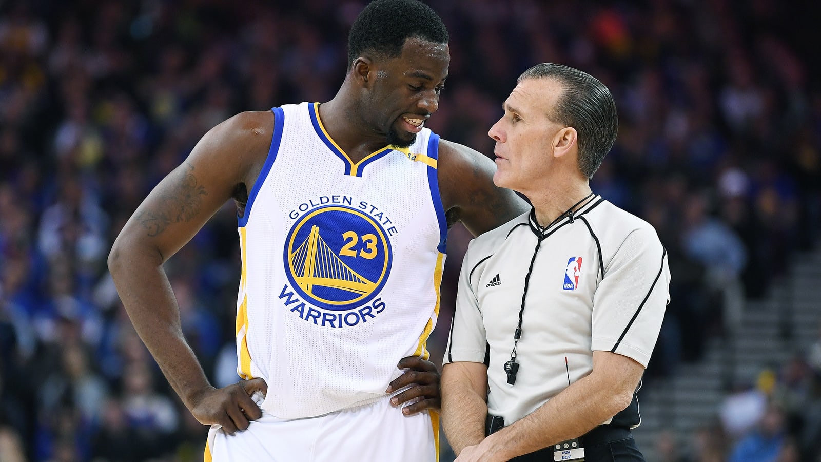 NBA referee hotline bling: Green reaches out to touch somebody