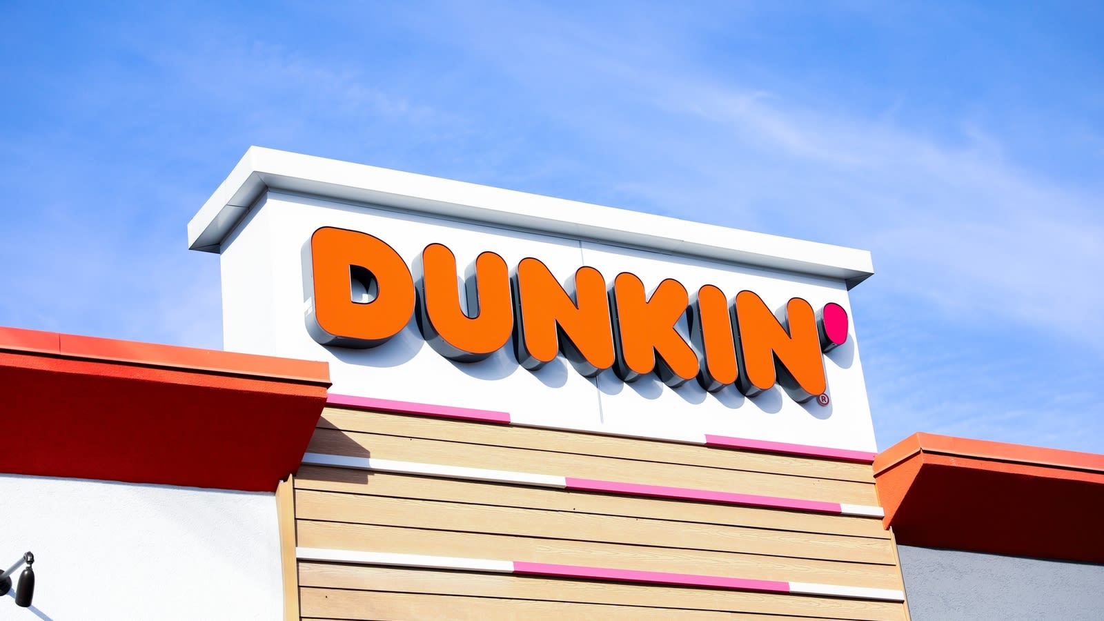 Do you know all 21 of these facts about Dunkin’?