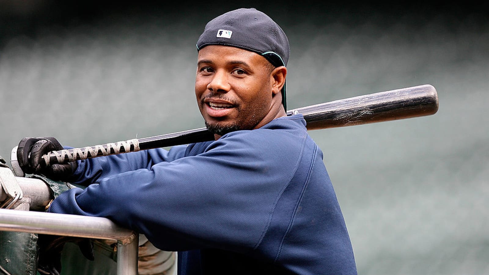 25 MLB Hall of Famers who never won a ring
