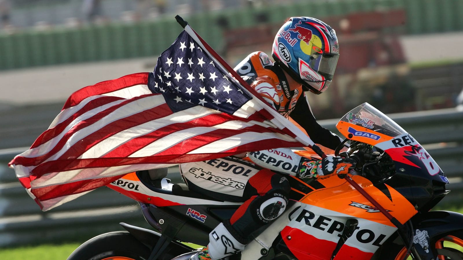 Ex-motorcycle champion Nicky Hayden dies after collision in Italy