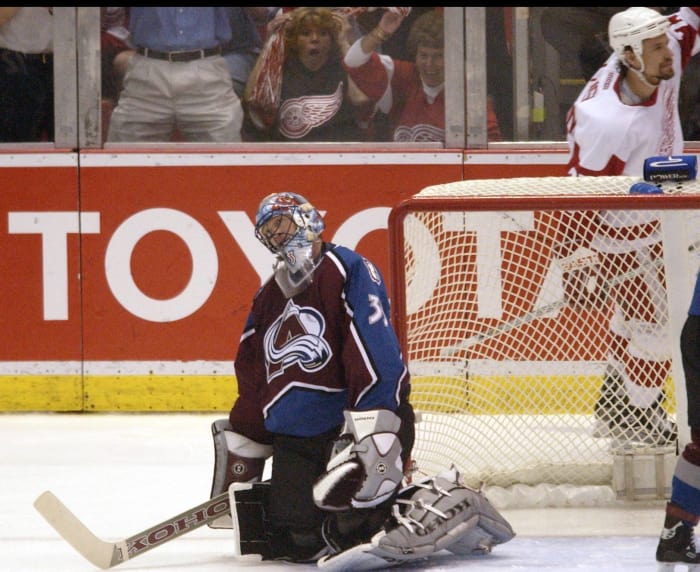 Detroit Red Wings vs. Colorado Avalanche, 2002