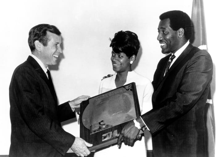 Otis Redding and Carla Thomas, “Tramp”