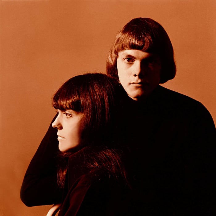 The Carpenters - "Calling Occupants Of Interplanetary Craft (The Recognized Anthem Of World Contact Day)" (Original Artist: Klaatu)