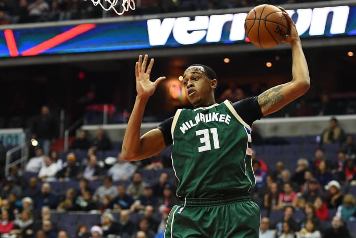 Milwaukee Bucks: John Henson