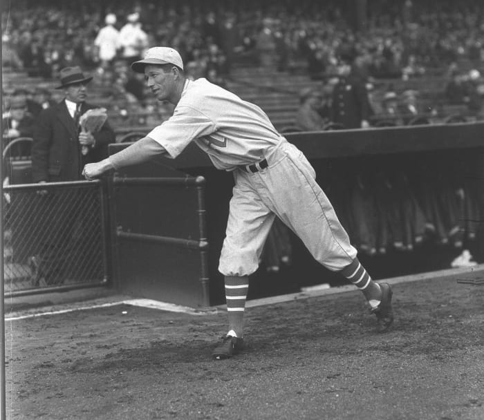 1931: Lefty Grove